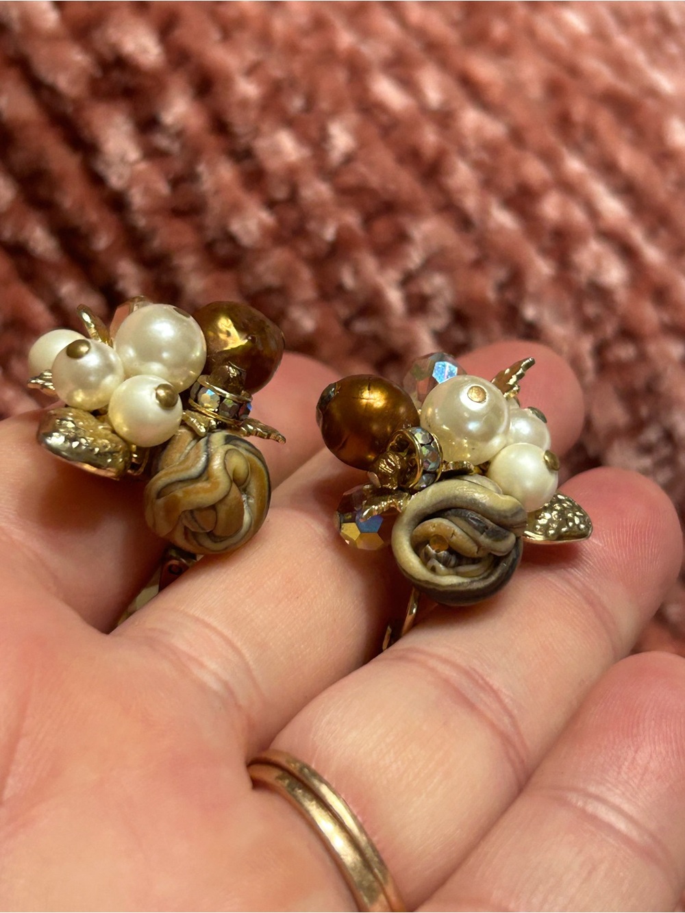 Vendome 50’s Cluster Clipon/Screwbacks Earrings - Picture 8 of 11